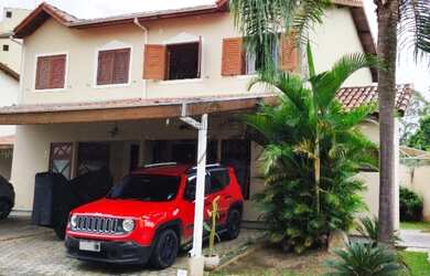 Imagem: A casa em condomínio possui 3 Dormitórios, 3 Banheiros, 2