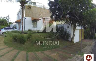 Imagem: O depósito possui 4 Vagas na garagem, 197m² de Área e está