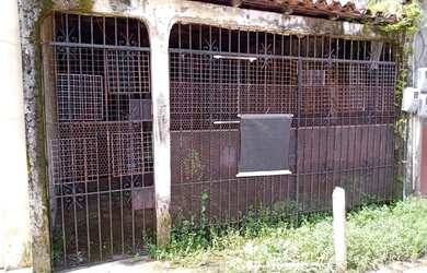 Imagem: A casa possui 2 Dormitórios, 2 Banheiros, 139m² de Área