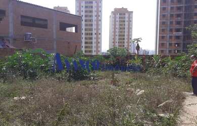 Imagem: O terreno possui 300m² de Área e está localizado em Jardim