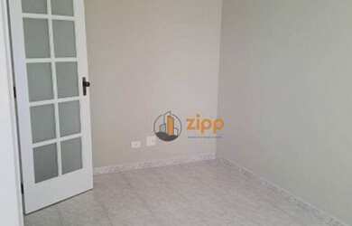 Imagem: O depósito possui 1 Vaga na garagem, 30m² de Área e está