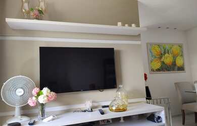 Imagem: O apartamento possui 2 Dormitórios, 2 Banheiros, 1 Vaga na