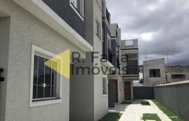 Imagem: A casa possui 3 Dormitórios, 3 Banheiros, 1 Vaga na garagem