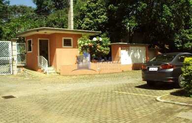 Imagem 11: Casa Padrão. Churrasqueira, 100m² de Área, 2 Vagas na garageme2 Dormitórios