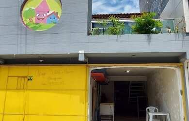 Imagem: A casa possui 2 Dormitórios, 5 Banheiros, 500m² de Área