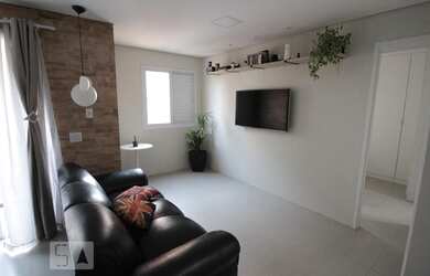 Imagem: O apartamento possui 1 Dormitório, 2 Banheiros, 1 Vaga na garagem