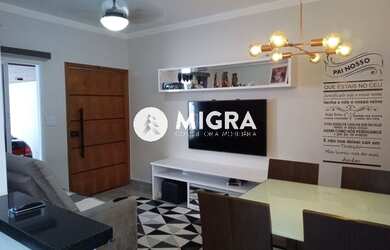 Imagem: A casa possui 3 Dormitórios, 2 Banheiros, 2 Vagas na garagem