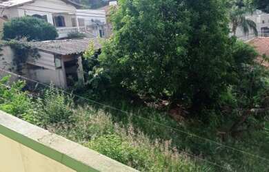 Imagem: O terreno à venda possui e está localizado em Álvaro Camargos