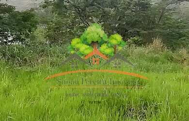 Imagem: O terreno possui 3.300m² de Área e está localizado em Simão