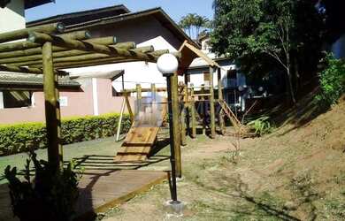 Imagem 15: Casa Padrão. Churrasqueira, 100m² de Área, 2 Vagas na garageme2 Dormitórios