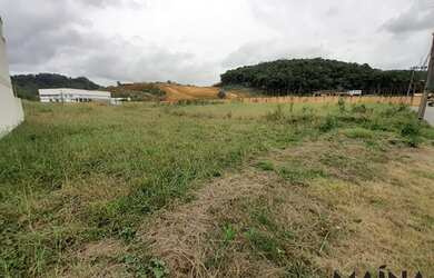 Imagem: O terreno possui 6.902m² de Área e está localizado em Itoupavazinha