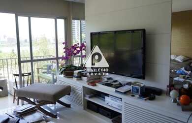 Imagem 2: Apartamento à venda, 2 quartos, 1 suíte, 1 vaga, Lagoa - RIO DE JANEIRO/RJ