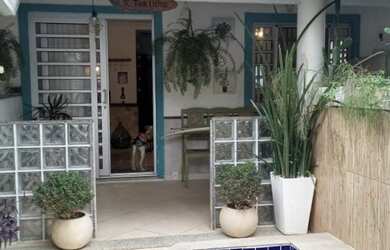 Imagem: A casa em condomínio possui 3 Dormitórios, 4 Banheiros, 1