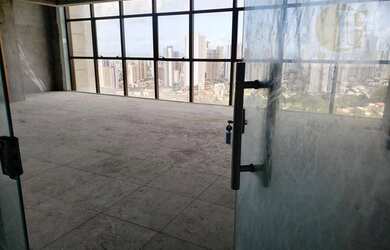 Imagem: O depósito possui 1 Vaga na garagem, 75m² de Área e está