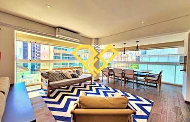 Imagem: O apartamento possui 3 Dormitórios, 5 Banheiros, 2 Vagas na