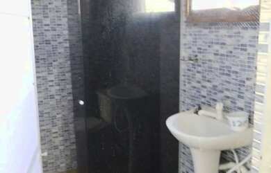 Imagem: A casa possui 4 Dormitórios, 2 Banheiros e está localizado