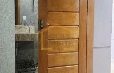 Imagem: A casa em condomínio possui 2 Dormitórios, 3 Banheiros, 1