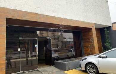 Imagem: O depósito possui 3 Vagas na garagem e 743m² de Área e está