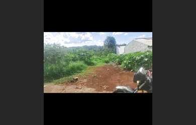 Imagem: O terreno possui 200m² de Área e está localizado em Jardim