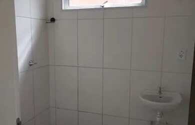 Imagem 8: Aluga-se casa com 2 quartos no Bairro Santo Expedito em Presidente Prudente...