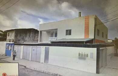 Imagem: A casa possui 3 Dormitórios, 2 Banheiros e 1 Vaga na garagem