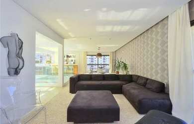 Imagem: O apartamento na cobertura possui 3 Dormitórios, 2 Banheiros