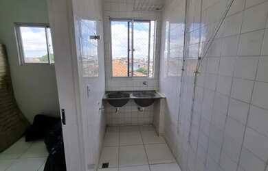 Imagem 6: Apartamento todo reformado com 98 metros² a venda por R$ 200 mil no Montese