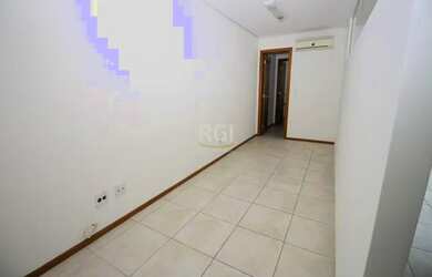 Imagem: O depósito possui 1 Vaga na garagem, 41m² de Área e está