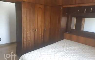 Imagem 13: Casa à venda Rua General Gomes Carneiro, Medianeira - Porto Alegre