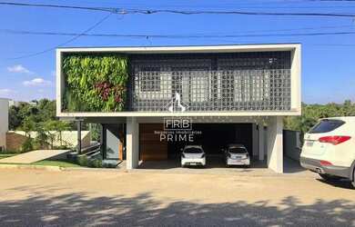 Imagem: A casa em condomínio possui 4 Dormitórios, 5 Banheiros, 4