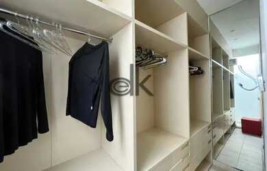 Imagem: O apartamento possui 2 Dormitórios, 3 Banheiros, 2 Vagas na