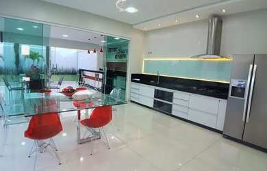 Imagem 4: Casa para venda tem 320 metros quadrados com 3 quartos em Estância Itaici...