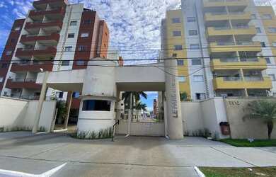 Imagem: O apartamento possui 3 Dormitórios, 2 Banheiros, 2 Vagas na