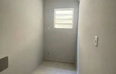 Imagem 4: Alugo apartamento na 16 de novembro de 1 quarto gabinete, em frente ao...