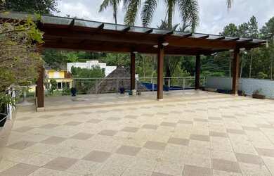 Imagem 2: Casa Arujazinho localização espetacular, fino acabamento