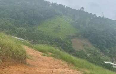 Imagem: O terreno possui 600m² de Área e está localizado em Centro