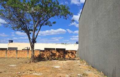 Imagem 4: Vendo 3 lotes, enfrente shopping Garavelo Center B Cardoso