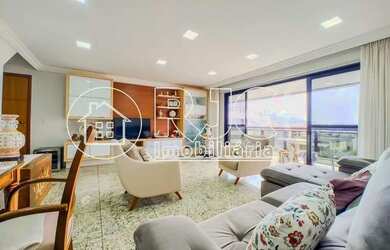 Imagem: O apartamento na cobertura possui 4 Dormitórios, 4 Banheiros