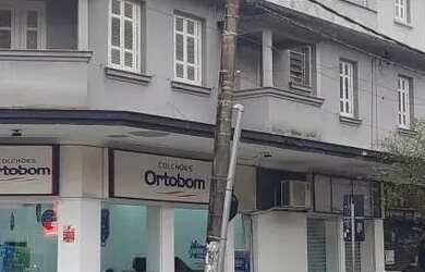 Imagem: A casa possui 4 Dormitórios, 3 Banheiros, 120m² de Área e