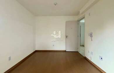 Imagem 3: Apartamento com 2 quartos por R$165.000