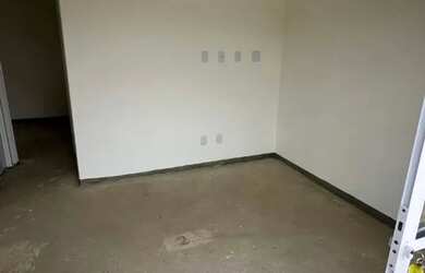 Imagem 15: Casa 2/4 solta dos dois lados, próximo da Av. Fraga Maia