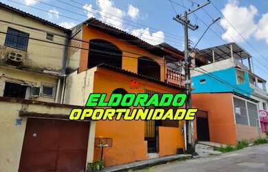 Imagem: A casa possui 3 Dormitórios, 2 Banheiros, 1 Vaga na garagem