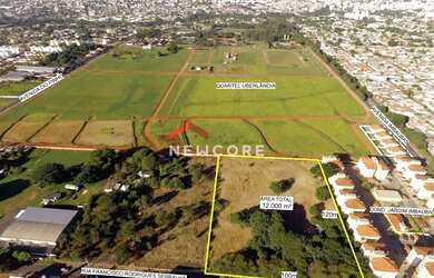 Imagem: O terreno possui 120.000m² de Área e está localizado em