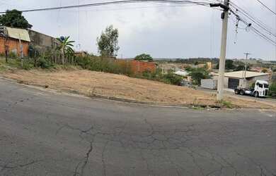 Imagem: O terreno possui 280m² de Área e está localizado em Jardim