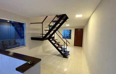 Imagem: A casa em condomínio possui 2 Dormitórios, 2 Banheiros, 1