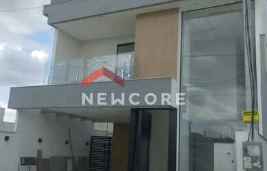 Imagem: A casa em condomínio possui 3 Dormitórios, 3 Banheiros, 2