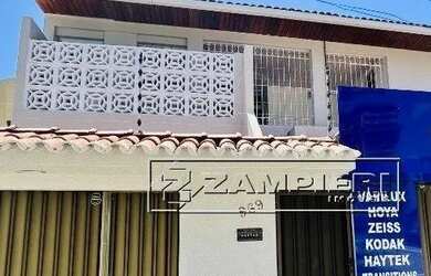 Imagem: A casa possui 3 Dormitórios, 2 Banheiros e 76m² de Área e