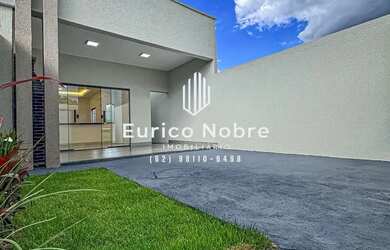 Imagem: A casa possui 2 Dormitórios, 2 Banheiros, 2 Vagas na garagem