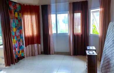 Imagem 9: Casa Triplex Mobiliada Climatizada no Condomínio Portugal Flores 370m² 4 Quartos 3 suítes