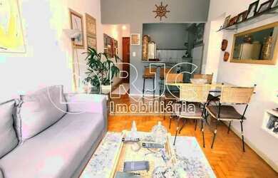 Imagem: O apartamento possui 1 Dormitório, 2 Banheiros e 43m² de Área